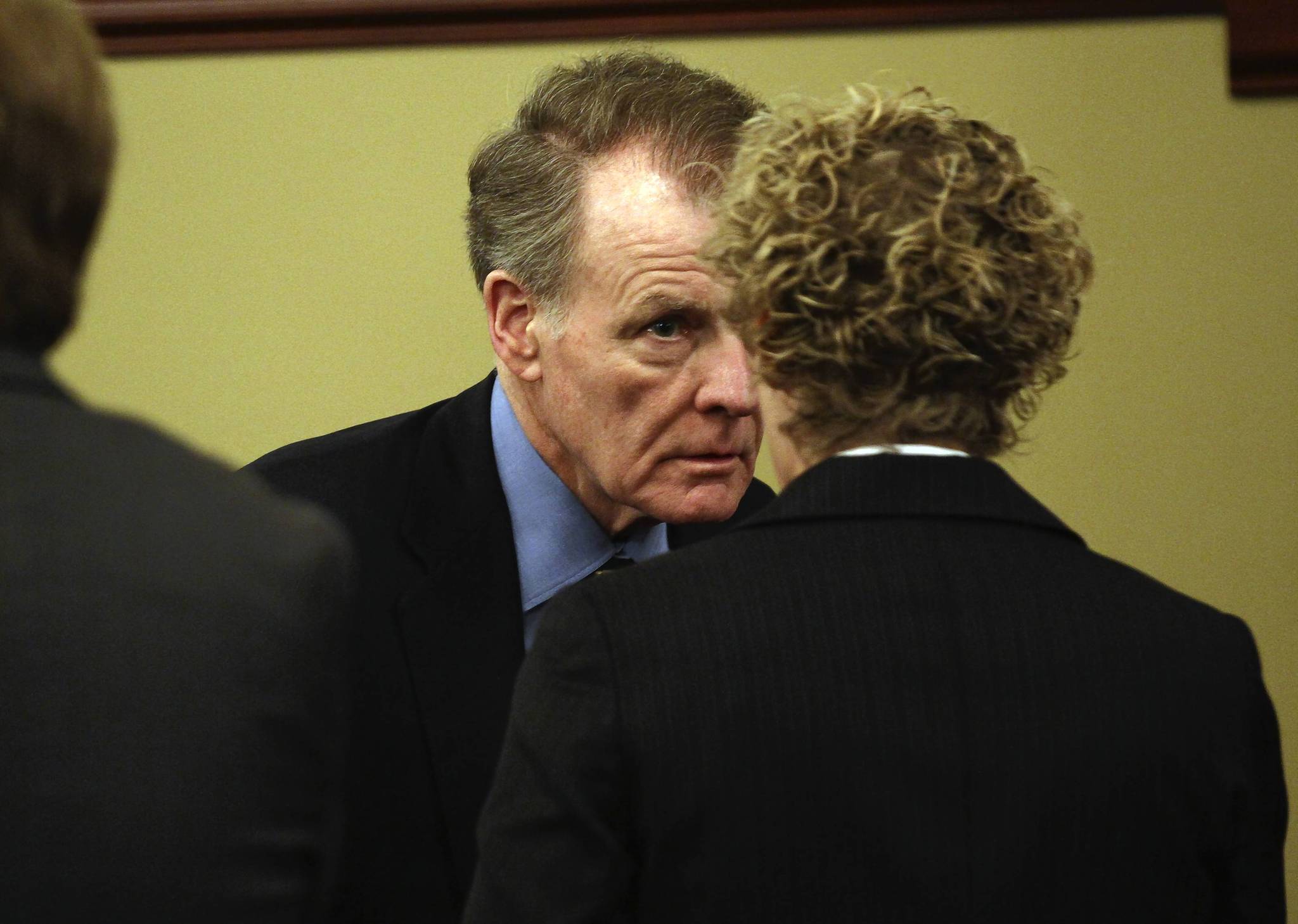 House Speaker Michael Madigan talks with state Rep. Elaine Nekritz...